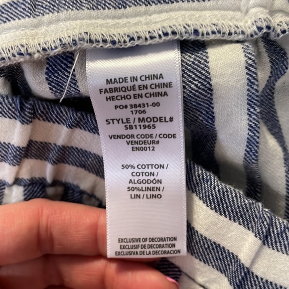 NWOT Cute splendid shorts! Size large - Picture 4 of 4